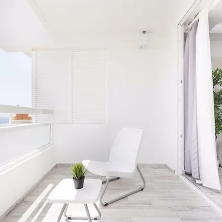 Apartment 1107 Sea View Playa Americas And Swimming Pool Playa de las Americas (Tenerife)